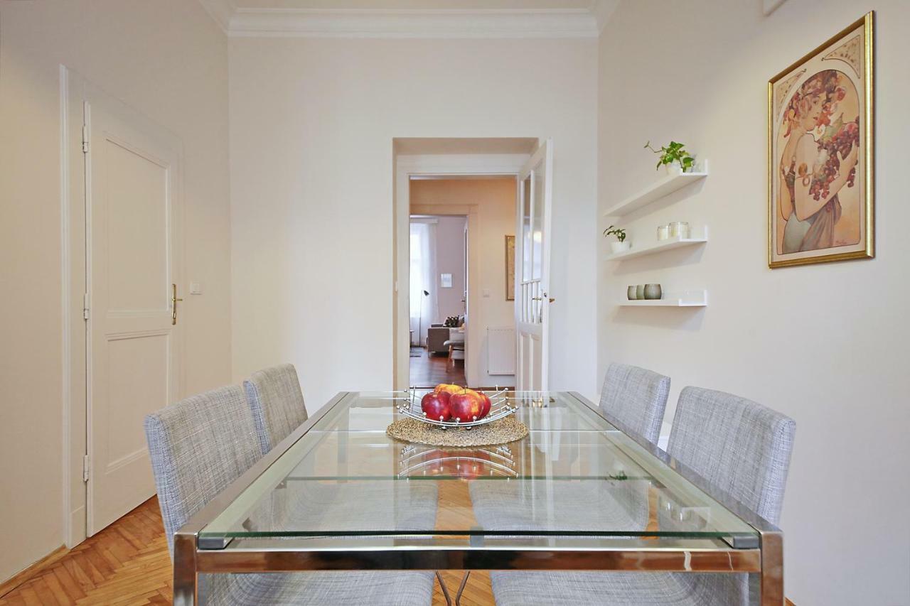 Apartment In The Heart Of Prague Exterior photo